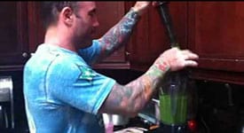 Joe-Rogan-Kale-Smoothie