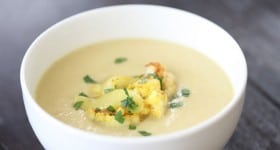Vegan_Curried_Cauliflower_Soup_Recipe