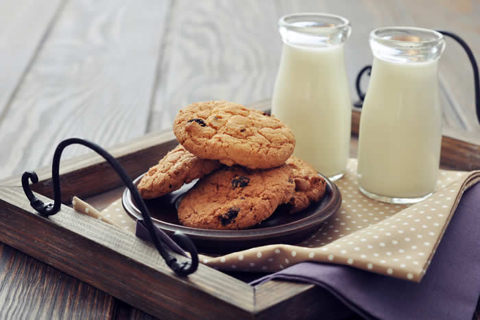 Alton Brown’s Chewy Gluten Free Chocolate Chip Cookies