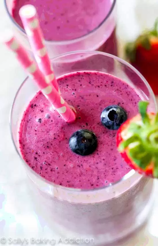 Berry Purple Power Smoothie - Smoothies Without Bananas
