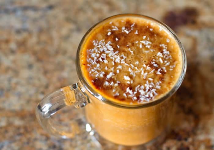 Vegan Gluten-free Carrot Cake Smoothie recipe with Vega Protein by @BlenderBabes