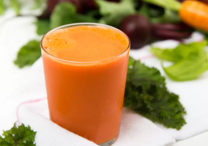 Spinach Carrot Juice by @BlenderBabes