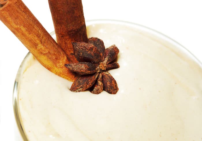 Dr. Oz Cinnamon Rolls for Breakfast Smoothie by @BlenderBabes