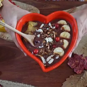 Cinnamon Spice Cookie Acai Smoothie Bowl Recipe