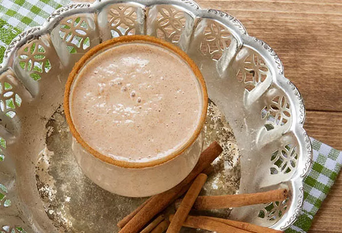 Cinnamon Toast Smoothie recipe made in your Blendtec or Vitamix blender by @BlenderBabes