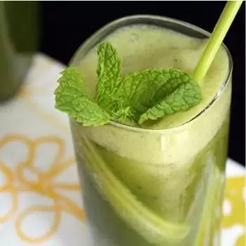 Matcha Cucumber Lemonade
