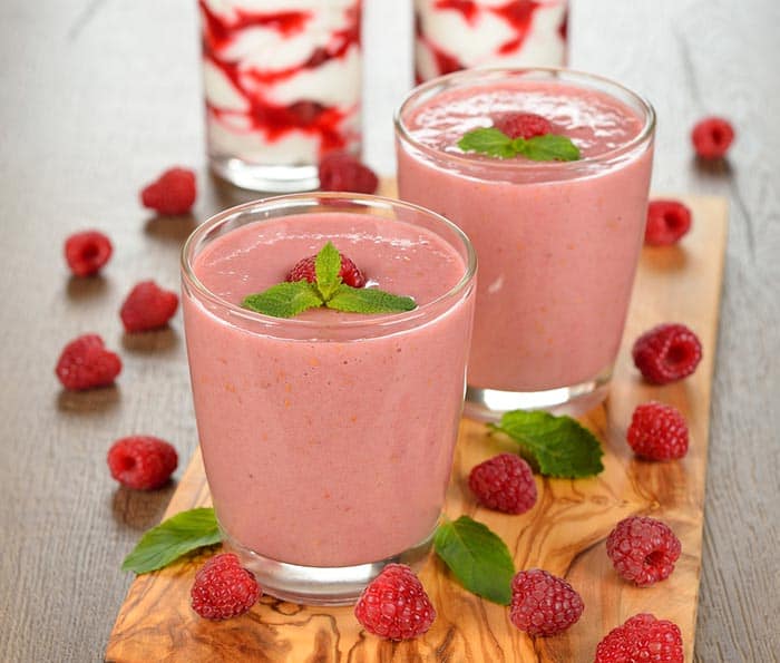 Dr. Oz Spice it Up Healthy Vegan Raspberry Smoothie Recipe in your Blendtec or Vitamix by @BlenderBabes