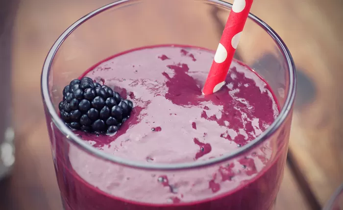 Dr Oz Berry Protein Smoothie Recipe via @BlenderBabes