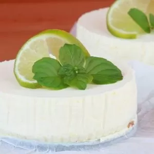 Kimberly Snyder's Raw Key Lime Pie Bars from Beauty Detox Solution Food Cookbook via @BlenderBabes
