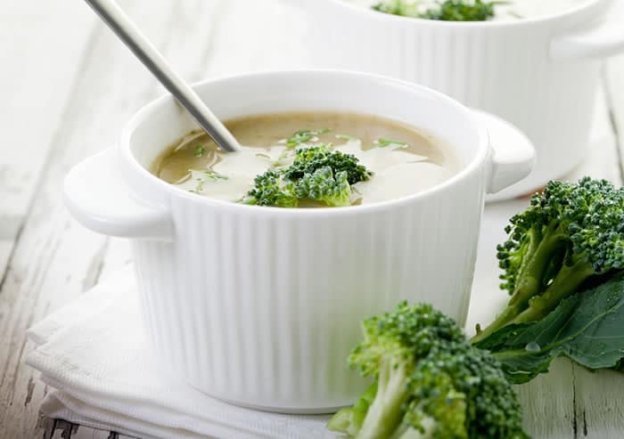 Copycat Panera Soup: Cream of Broccoli Cheddar Soup, Gluten-Free by @BlenderBabes