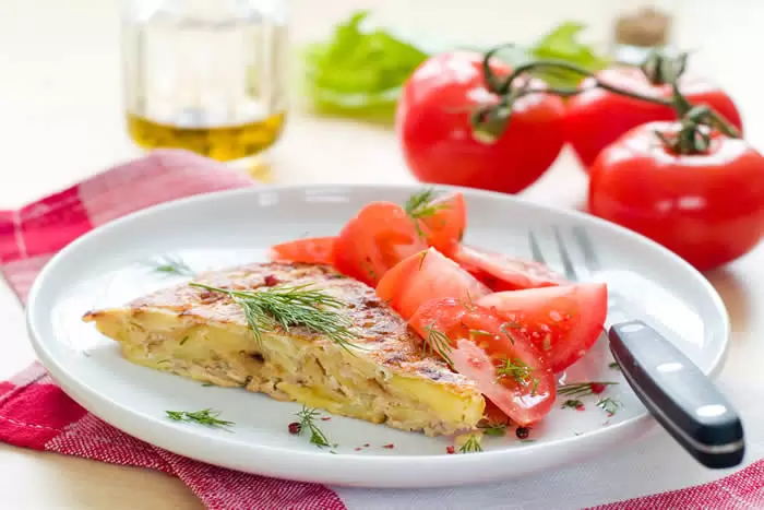 Quick & Healthy Baked Vegetable Frittata made in your Blendtec or Vitamix by @BlenderBabes