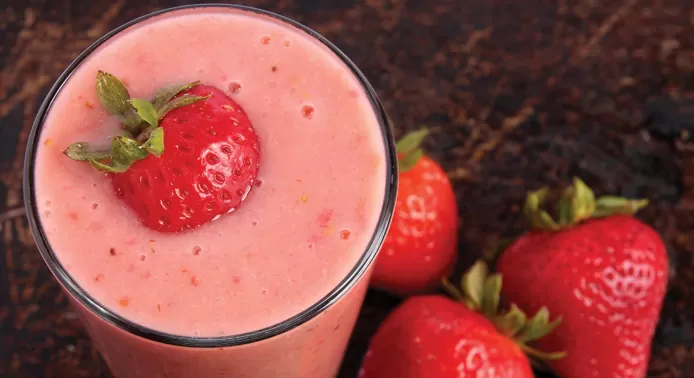 Simple Strawberry Smoothie by @BlenderBabes