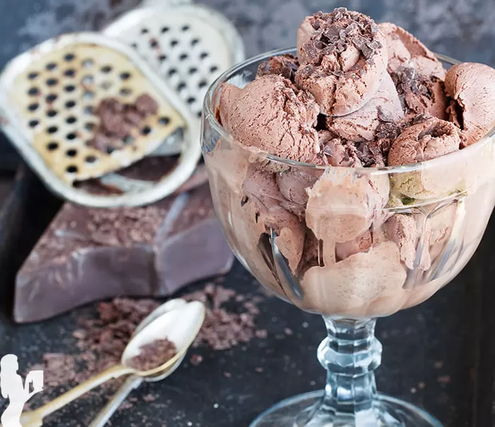 Sun Ripple Fudge Ice Cream from Dairy-Free Ice Cream Cookbook via @BlenderBabes