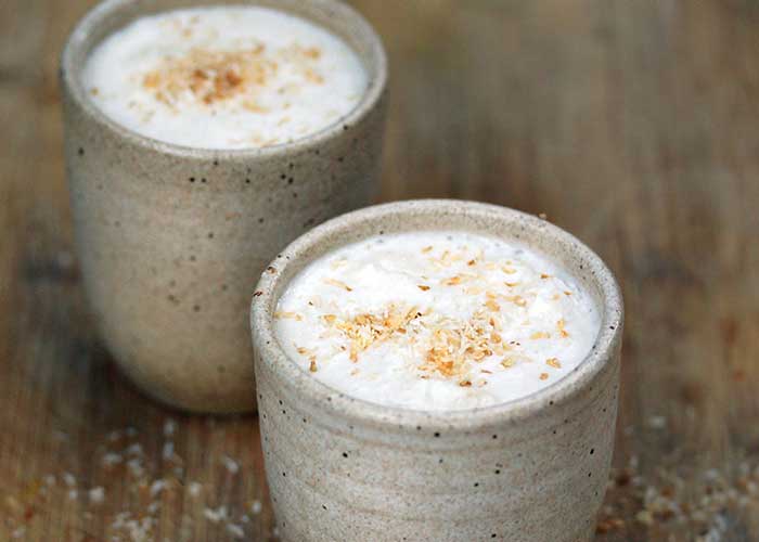 Toasted-Coconut-Macademia-Smoothie