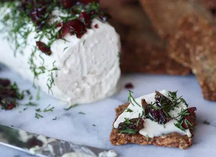 Best Vegan Cheese Recipe - Cranberry Dill Goat Cheese #vegancheese #bestvegancheese #vegangoatcheese #veganappetizer #blenderbabes