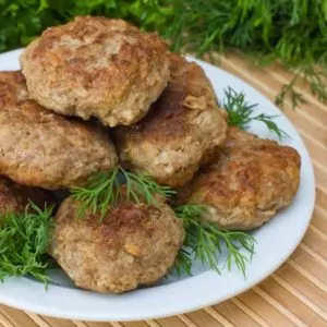 Alton Brown's Lean and Fresh Breakfast Sausage Recipe | Homemade Breakfast Sausage Recipe