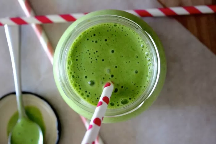 Vegan Vanilla Cake Batter Green Smoothie Recipe by @BlenderBabes