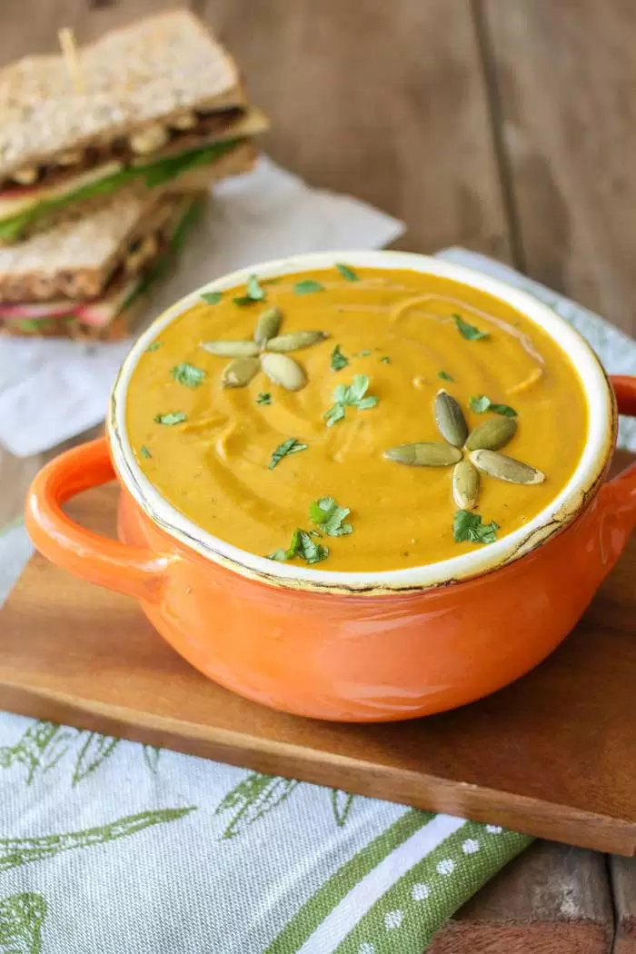 Easy Blendtec and Vitamix Soup Recipes That You Can Make In Any Blender Winter Squash Soup