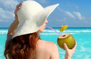 How to open a coco the safe way to open coconuts by @BlenderBabes